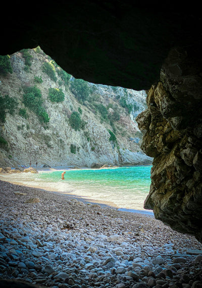 Die besten Stand Up Paddling -Spots in Albanien und Montenegro: Dein nächstes Abenteuer wartet